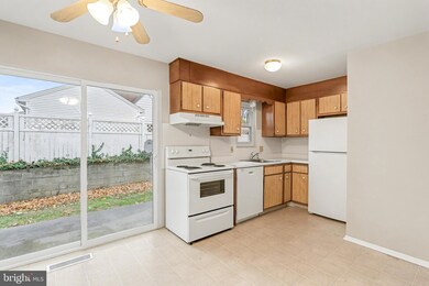 330 S Washington St unit 2, Mechanicsburg, PA 17055 - photo 6