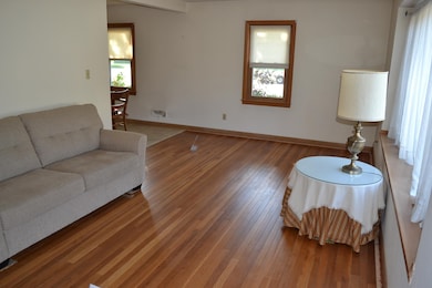 655 W 19th Ave, Oshkosh, WI 54902 - photo 7