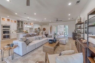 938 El Dorado St, Weatherford, TX 76086 - photo 3