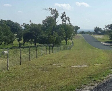 77 Last Trail, Fredericksburg, TX 78624 - photo 7