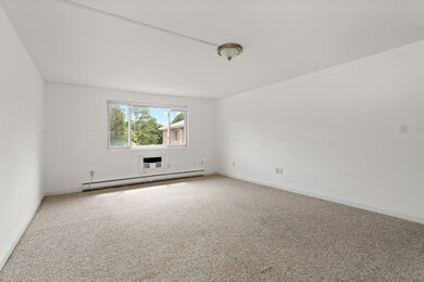 297 W Main St unit 12, Hyannis, MA 02601 - photo 6