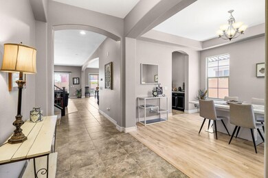 Foyer/Entry of 4860 S Covalent Ln.