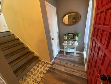 2917 Shady Knoll Ln, Bedford, TX 76021 - photo 2