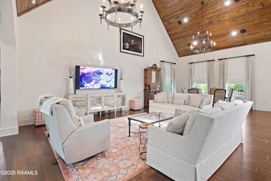 235 N Fieldspan, Scott