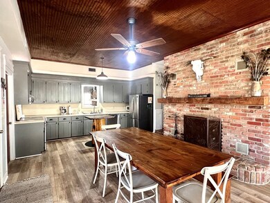 1652 Mcmillan, Osyka, MS 39657 - photo 3