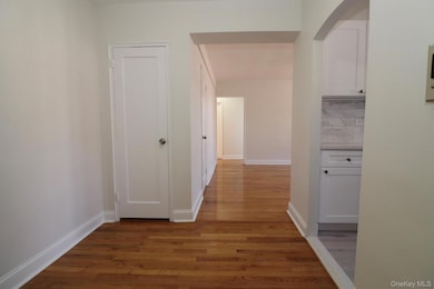 Netherland Gardens Cooperative unit 6A, Bronx, NY 10471 - photo 6