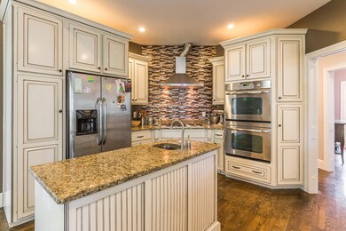 190 Princess Court-21