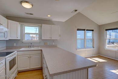 Bermuda Landing Pl Unit 7-small-009-013-