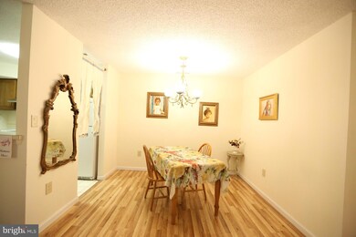 1008 Aspen Dr unit 1008, Plainsboro, NJ 08536 - photo 5