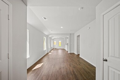 1702 Luke St, Ennis, TX 75119 - photo 3