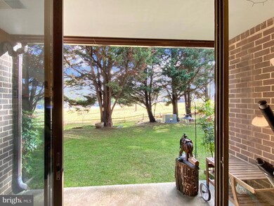 8727 Hayshed Ln unit 12, Columbia, MD 21045 - photo 6