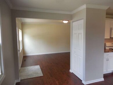 42 Austin Ave, Carpentersville, IL 60110 - photo 7