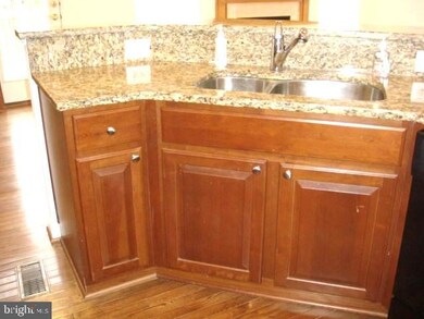 2311 Barnstable Dr, Upper Marlboro, MD 20774 - photo 5