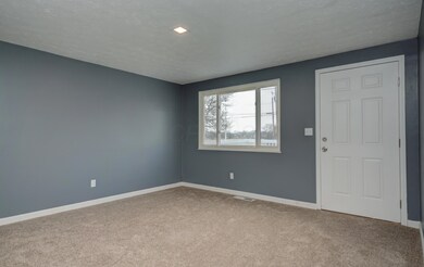 Living Room (3)