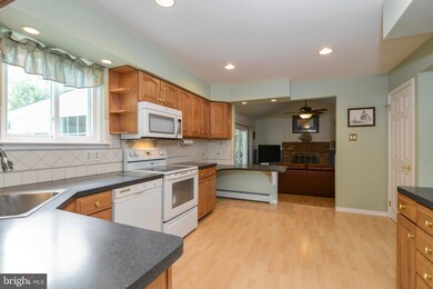 1405 Charlestown Rd, Phoenixville, PA 19460 - photo 7