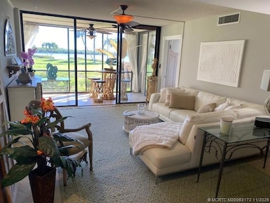 3432 NE Causeway Blvd unit 102, Jensen Beach, FL 34957 - photo 4