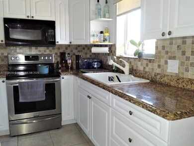 6289 Lear Dr unit 308, Lake Worth, FL 33462 - photo 2