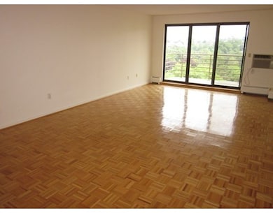 Horizon East unit 701, Watertown, MA 02472 - photo 4