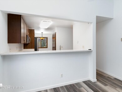 06-Kitchen_ELI05927-Edit