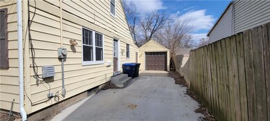 unlisted-address, Des Moines, IA 50313 - photo 2