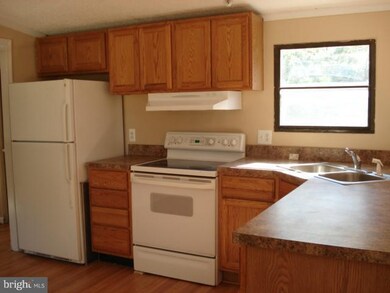 855 Kings Hwy, Colonial Beach, VA 22443 - photo 5