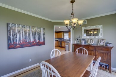 800 Fox Run Ct, Oregon, WI 53575 - photo 5