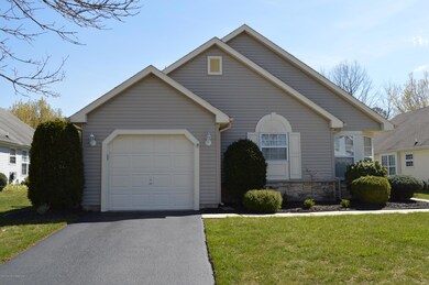 2521 Spring Hill Dr, Toms River, NJ 08755 - photo 2