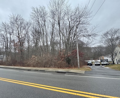 36 Lake Pkwy, Webster, MA 01570 - photo 5