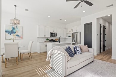 196 W 17th St, Mount Pleasant, TX 75455 - photo 6