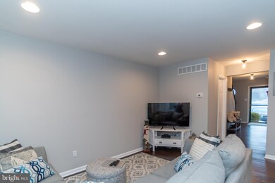 192 Strawberry Ln, Perkasie, PA 18944 - photo 4