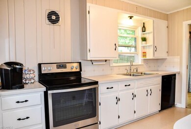 Updated kitchen in neutral colors with new stainle