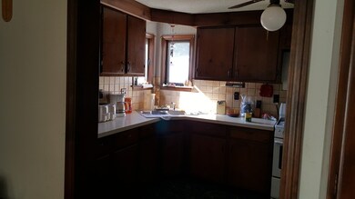 269 Detroit St, Fall River, MA 02721 - photo 7