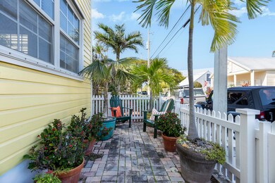 714 Elizabeth St. Unit A
