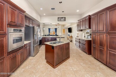 Gourmet Kitchen