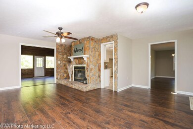 249 Fern Dr, Fort Valley, GA 31030 - photo 6