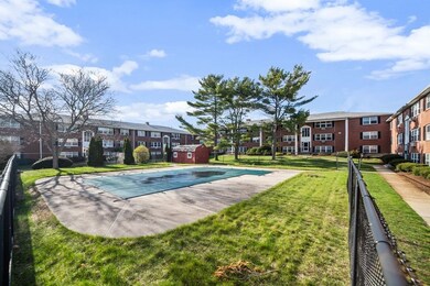5 Tara Dr unit 11, Weymouth, MA 02188 - photo 2