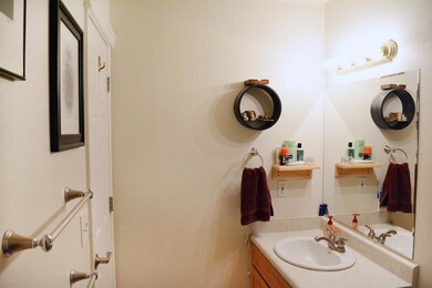 Bathroom 1.jpg