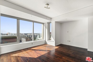 EVO South unit 1103, Los Angeles, CA 90015 - photo 6