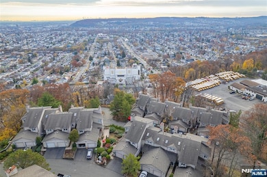 305 Heights Dr unit 3, Haledon, NJ 07508 - photo 7