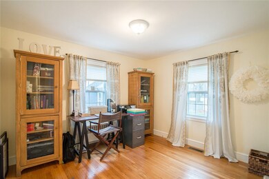 1st floor bedroom or office