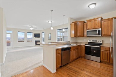 69 Windgate Cir unit 201, Fishersville, VA 22939 - photo 3