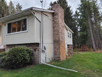 RIGHT SIDE OF HOUSE