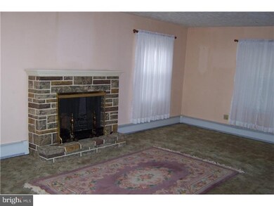 106 Pennypacker Dr, Willingboro, NJ 08046 - photo 3