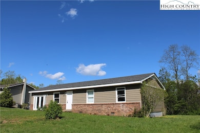 382 Hardaman Cir, Boone, NC 28607 - photo 2