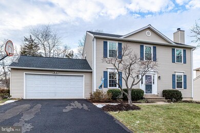 12128 Eddyspark Dr, Herndon, VA 20170 - photo 3