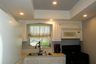 2591 Emory Dr W unit M, West Palm Beach, FL 33415 - photo 7