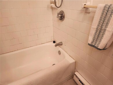 Riverview Condominiums unit 15, Lincoln, RI 02865 - photo 5