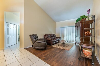 Large Formal Living Room!