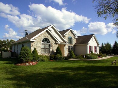 705 Overview Terrace, Effort, PA 18330 - photo 4