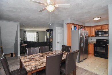 32 Stillwater Dr unit U114, Nashua, NH 03062 - photo 6
